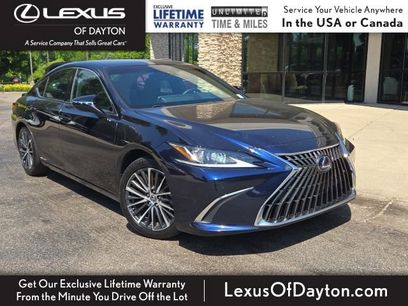 Used 2022 Lexus ES 300h w/ Premium Package