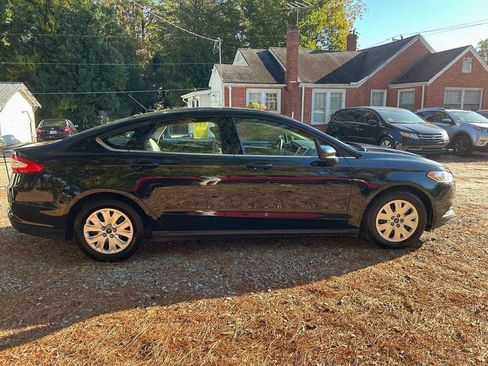 Used 2014 Ford Fusion S image 20