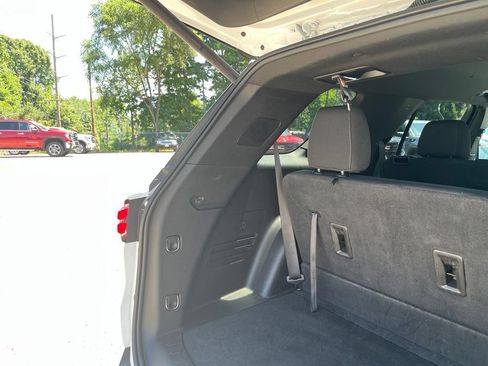 Used 2023 Chevrolet Traverse LT AWD/4WD image 14