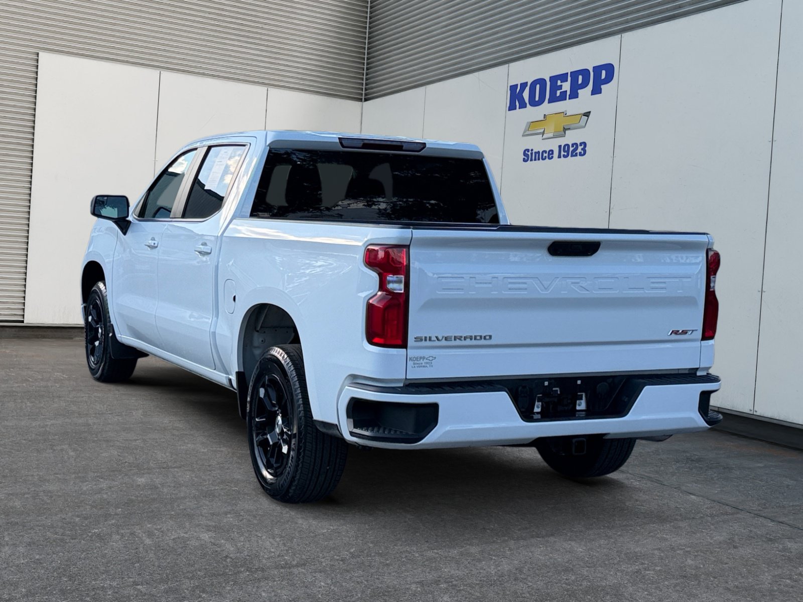 Used 2026 Chevrolet Silverado 1500 RST RWD image 3