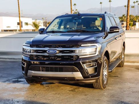 Used 2024 Ford Expedition Max Limited image 4