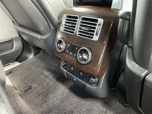 Used 2022 Land Rover Range Rover Westminster Edition image 23