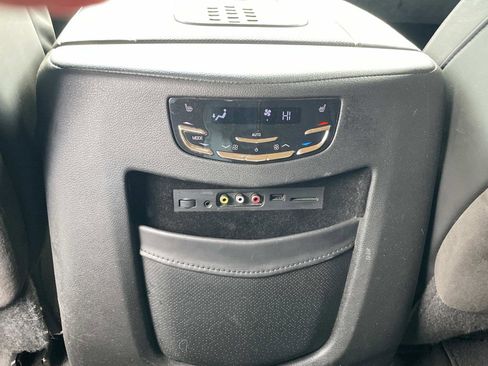 Used 2016 Cadillac Escalade Platinum AWD/4WD image 14