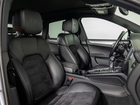 Used 2017 Porsche Macan GTS image 29