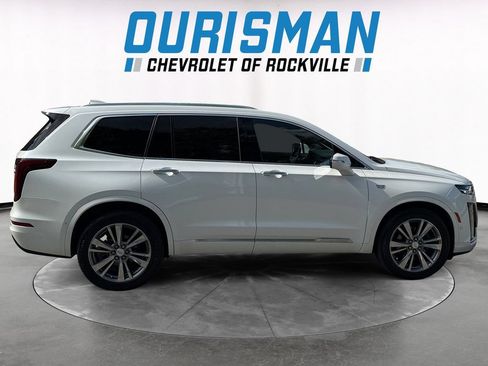 Used 2022 Cadillac XT6 Premium Luxury w/ Technology Package AWD/4WD image 7