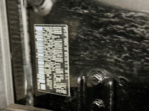 Used 2023 Honda HR-V LX image 12