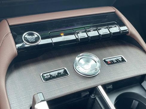 New 2026 Lincoln Navigator L Reserve AWD/4WD image 29