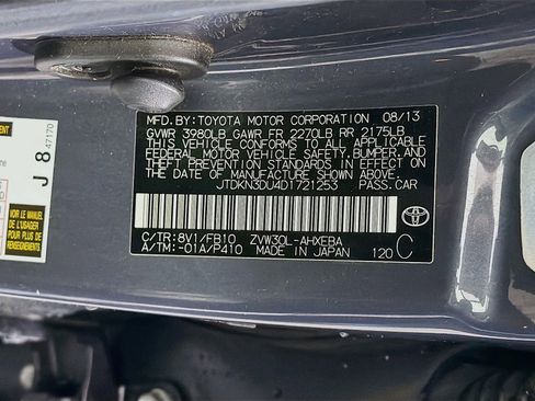 Used 2013 Toyota Prius Three image 32