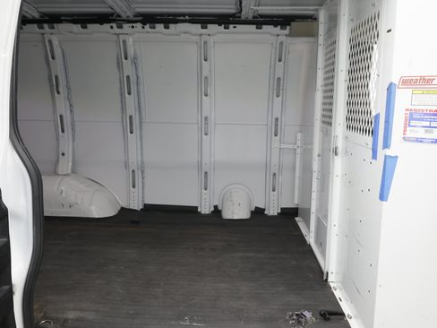 Used 2023 Chevrolet Express 2500 w/ Driver Convenience Package RWD image 29
