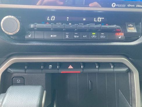 Used 2022 Toyota Tundra SR5 image 36