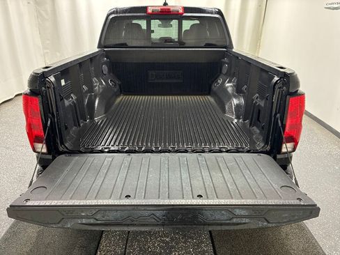 Used 2023 Chevrolet Colorado Trail Boss w/ Advanced Trailering Package AWD/4WD image 6