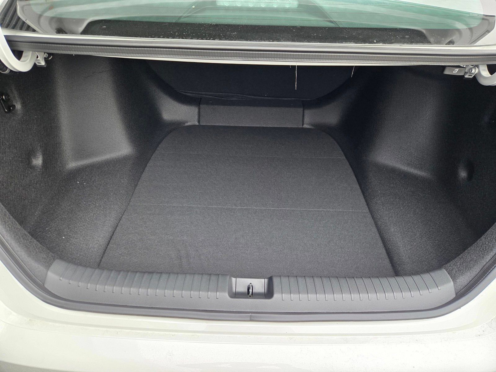 New 2026 Honda Accord LX image 28