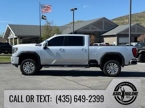 Used 2020 GMC Sierra 3500 Denali w/ Denali Ultimate Package AWD/4WD image 2