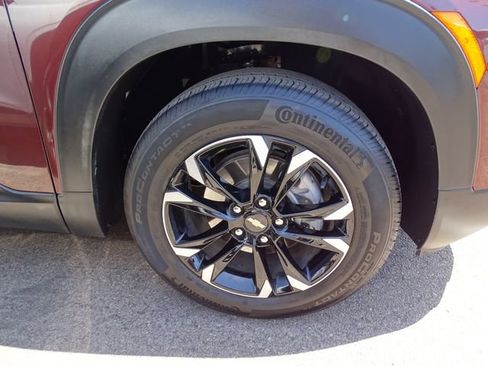 Used 2023 Chevrolet TrailBlazer LT FWD image 7
