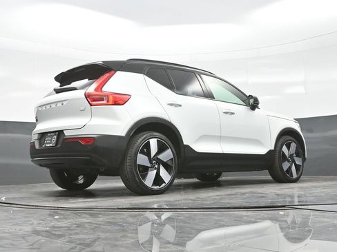 Used 2023 Volvo XC40 Recharge Ultimate w/ Protection Package Premier image 31