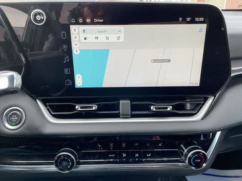 Used 2025 Chevrolet Equinox LT image 21