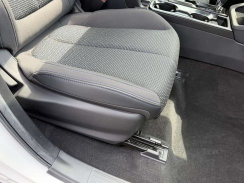 Used 2026 Subaru Forester Premium AWD/4WD image 11