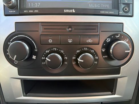 Used 2008 Dodge Charger R/T image 36