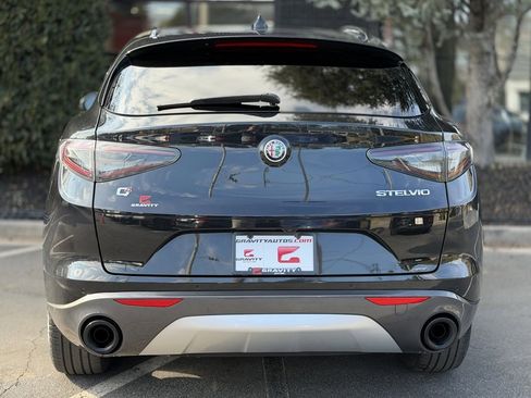 Used 2024 Alfa Romeo Stelvio Ti w/ Active Assist Plus Package image 14