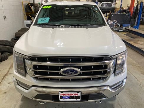 Used 2021 Ford F150 Lariat w/ Equipment Group 502A High AWD/4WD image 2