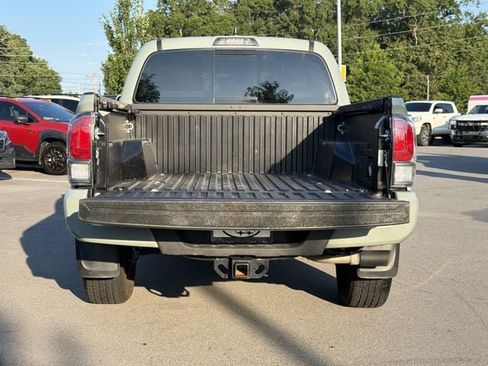Used 2023 Toyota Tacoma TRD Sport AWD/4WD image 19