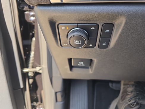 New 2026 Ford Expedition Max Platinum AWD/4WD image 28