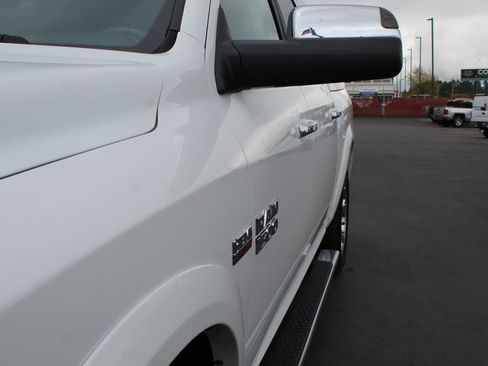 Used 2013 RAM 1500 Laramie w/ Convenience Group AWD/4WD image 11