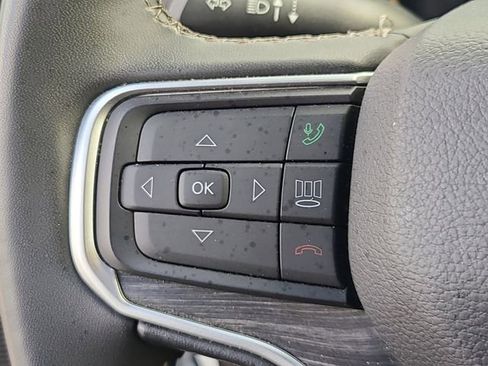 Used 2024 Jeep Wagoneer Series II w/ Flexible Seating Group RWD image 27