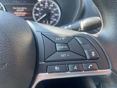 Used 2023 Nissan Sentra SV image 18