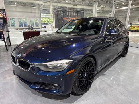 Used 2013 BMW 328i xDrive Sedan AWD/4WD image 17