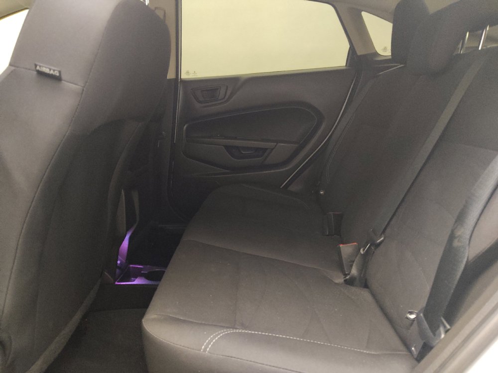 Used 2018 Ford Fiesta SE FWD image 18