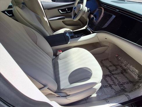 Used 2026 Mercedes-Benz EQS 450+ Sedan w/ Exclusive Package image 22