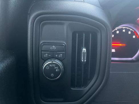 Used 2024 Chevrolet Silverado 2500 Custom w/ Custom Convenience Package image 26