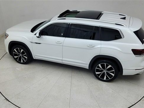 Used 2024 Volkswagen Atlas SEL Premium R-Line image 85