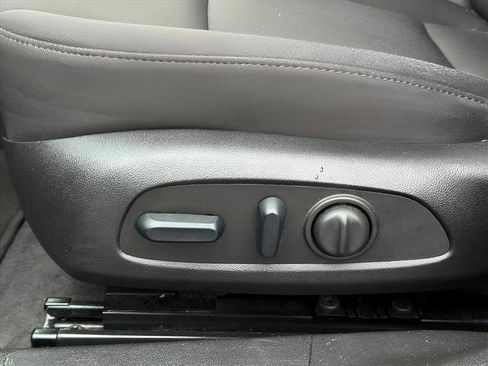 Certified 2024 Chevrolet Malibu LT image 25