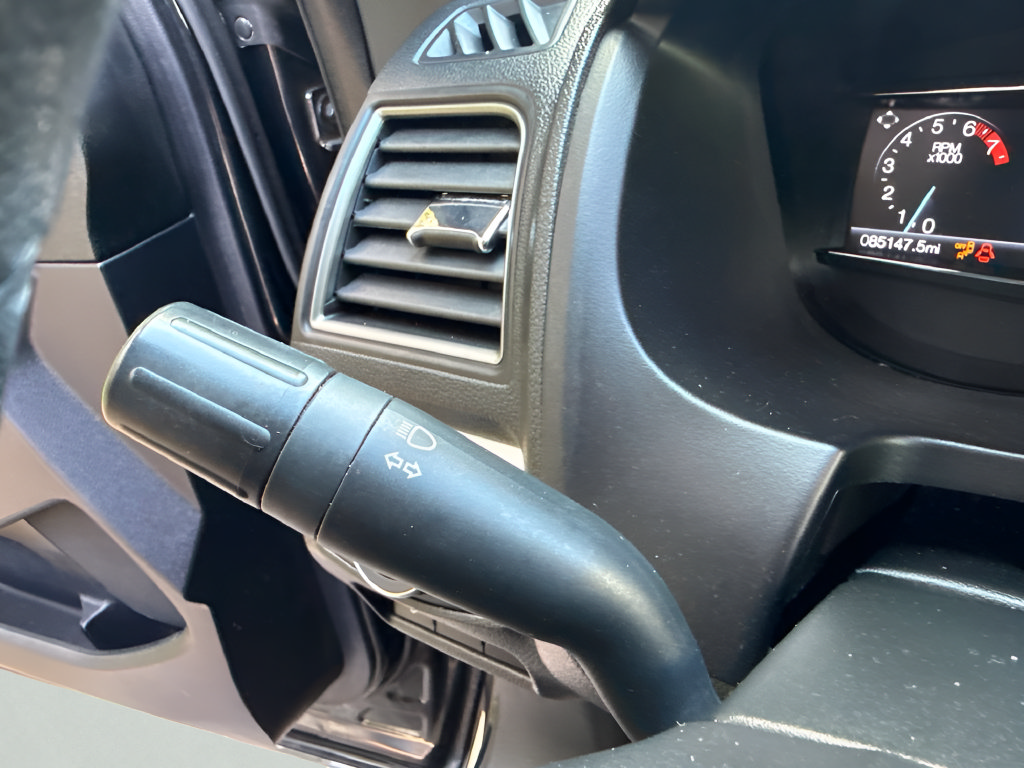 Used 2019 Ford Explorer XLT w/ Equipment Group 202A AWD/4WD image 22