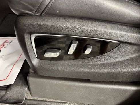 Used 2018 Cadillac Escalade Luxury w/ LPO, Radiant Package image 37