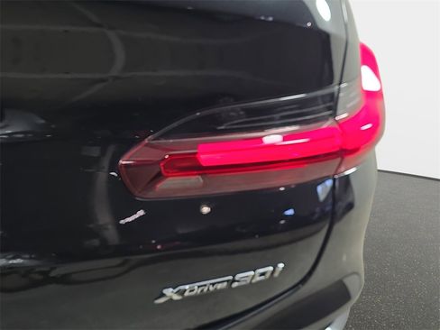 Used 2019 BMW X4 xDrive30i w/ Premium Package image 39
