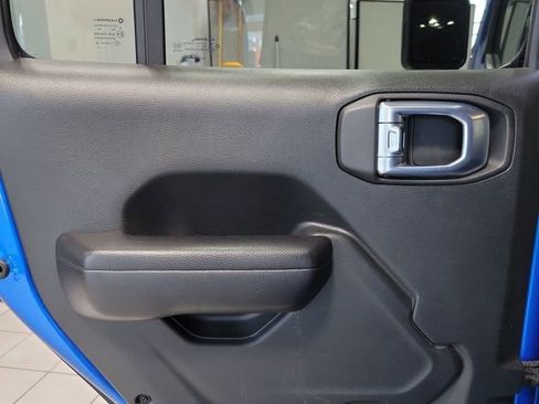 Used 2021 Jeep Wrangler Unlimited Sport image 29