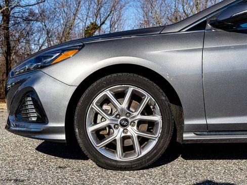 Used 2019 Hyundai Sonata Limited image 10