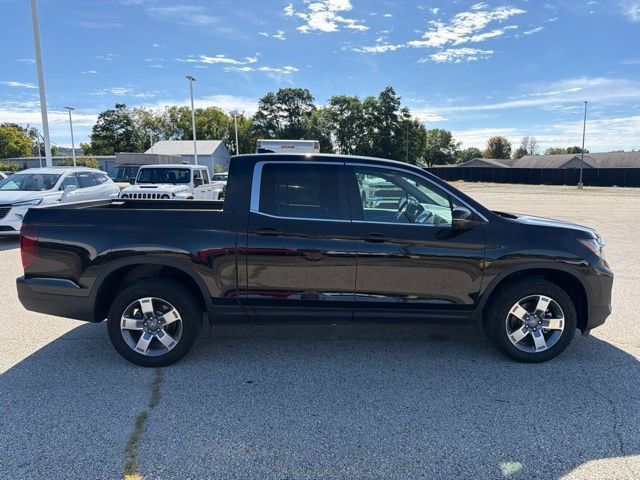 Used 2025 Honda Ridgeline RTL image 3