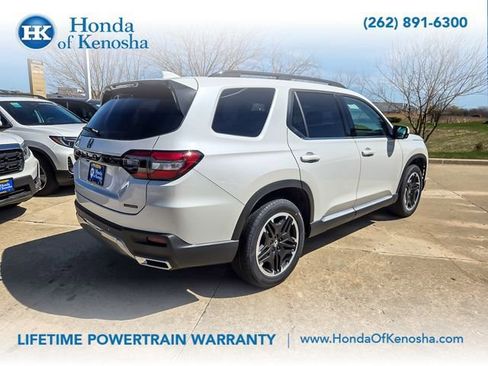 New 2026 Honda Pilot image 5