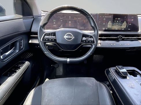 Used 2023 Nissan Ariya AWD image 5