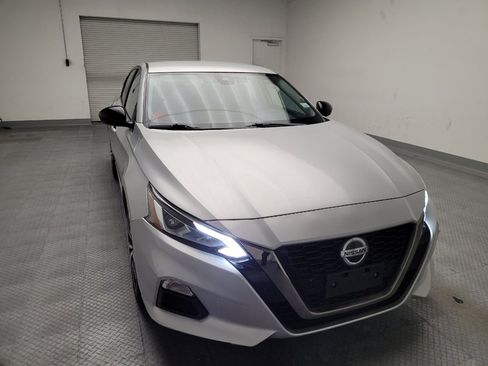 Used 2021 Nissan Altima 2.5 SR image 14