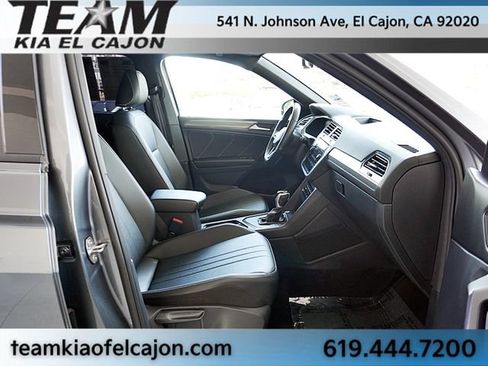 Used 2023 Volkswagen Tiguan SE R-Line FWD image 11