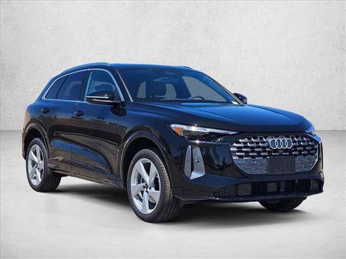 New 2026 Audi Q5 Premium AWD/4WD image 7