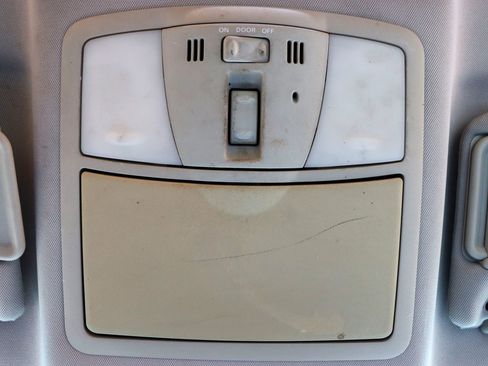 Used 2011 INFINITI G37 Journey w/ Premium Pkg image 40