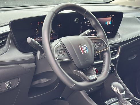 Used 2024 Buick Encore GX Sport Touring image 10