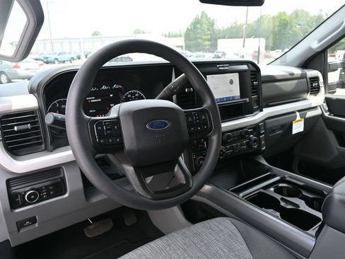 Used 2026 Ford F350 XLT w/ 360-Degree Camera Package AWD/4WD image 20
