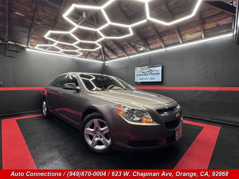 Used 2012 Chevrolet Malibu LS FWD image 1